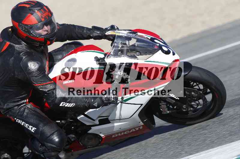 /02 28.-31.01.2025 Moto Center Thun Jerez/gruen-green/92